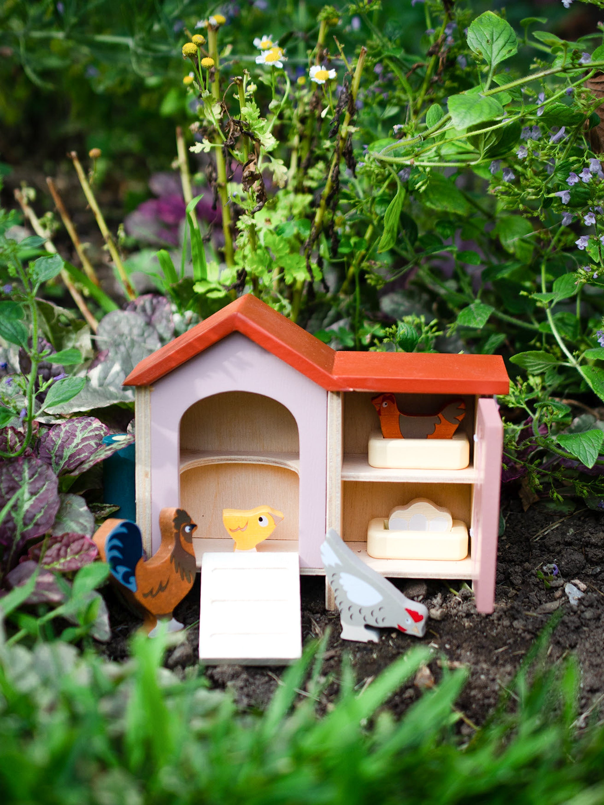 Tender Leaf Toys Chicken Coop